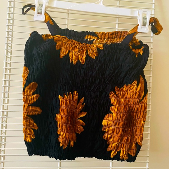 2 Tops—Size Small Boho Stretchy Floral Print & Royal Blue Stretchy Tank - Picture 2 of 10